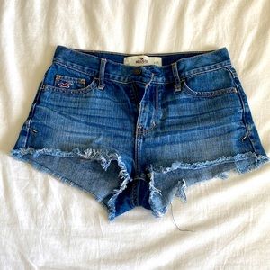 Cute Hollister jean shorts